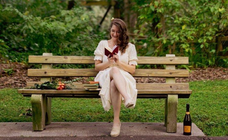 A Conversation with Sarah Wallace, a Romance Author