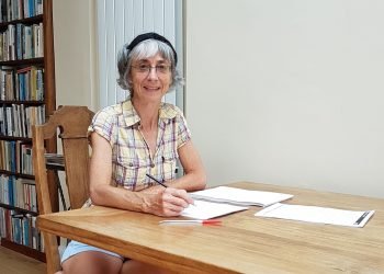 A Conversation with Anna M Holmes, a Contemporary Fiction, Thriller Author