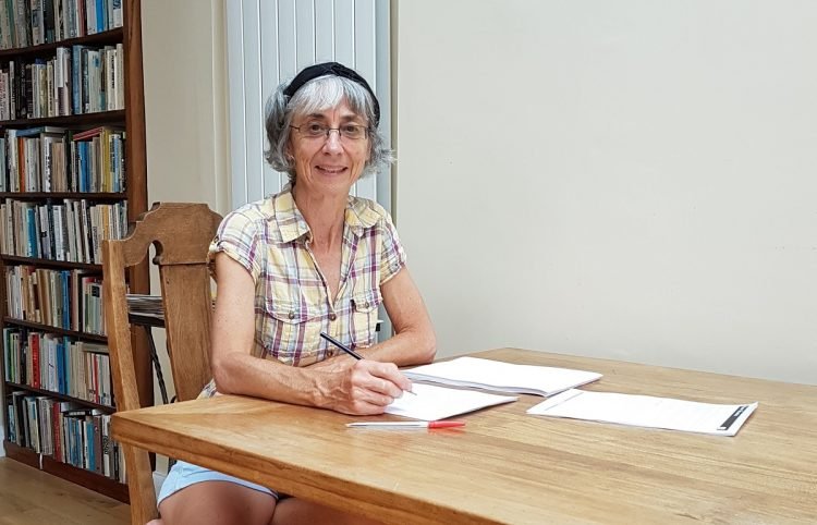 A Conversation with Anna M Holmes, a Contemporary Fiction, Thriller Author